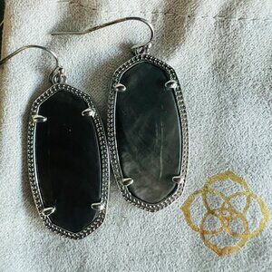 ✨ Kendra Scott Elle Silver Drop Earrings in Black Mother-of-Pearl